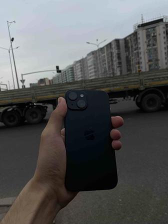 iPhone 15 128 (без ремонта)