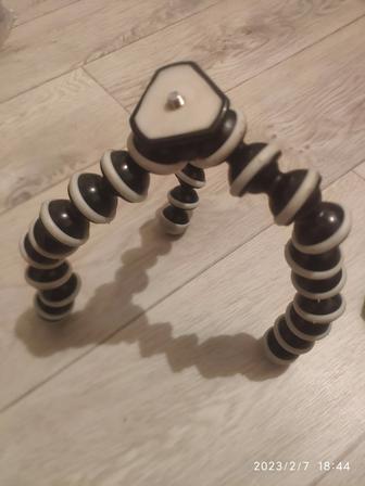 Гибкий штатив Joby GorillaPod универсал