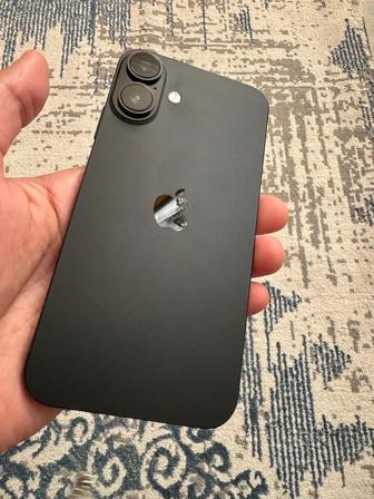 iPhone XR в корпусе iPhone 16