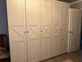 Продам спальный гарнитур