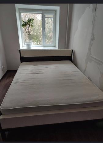 Продам кровать двухспальная