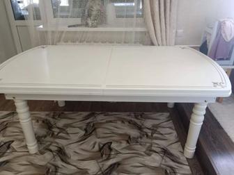 Продам стол