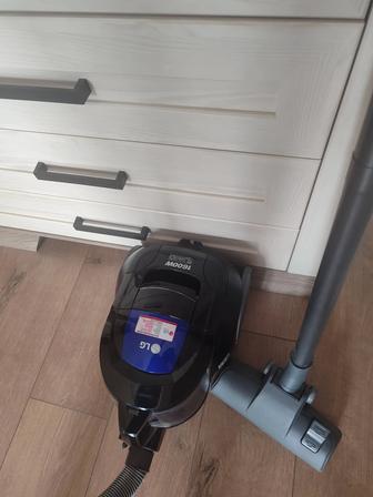 Пылесос продам