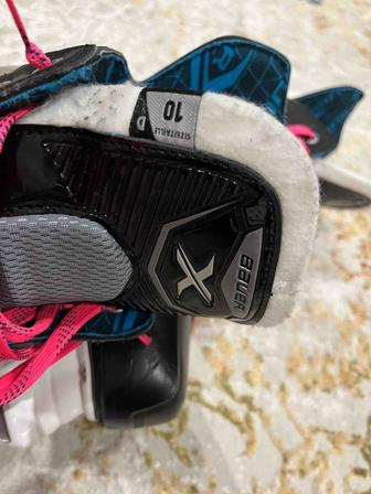 Продаю коньки BAUER