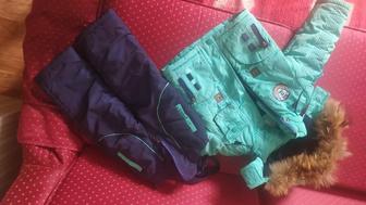 Продам куртку как для девочки так и для мальчика подойдет