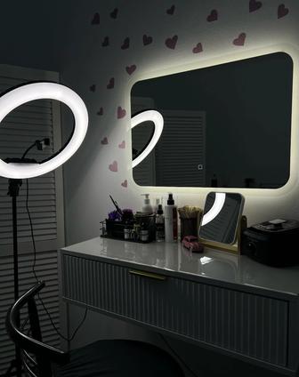 Продам комод и зеркало