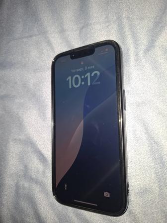 Продам айфон 13