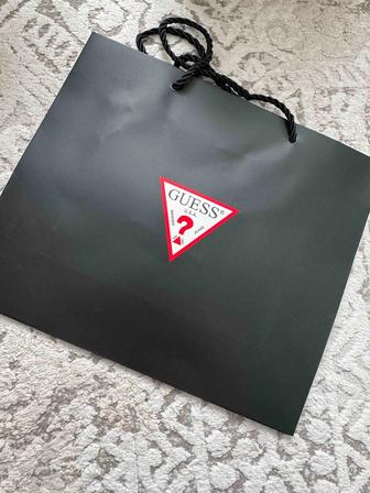 Бренд пакет Guess