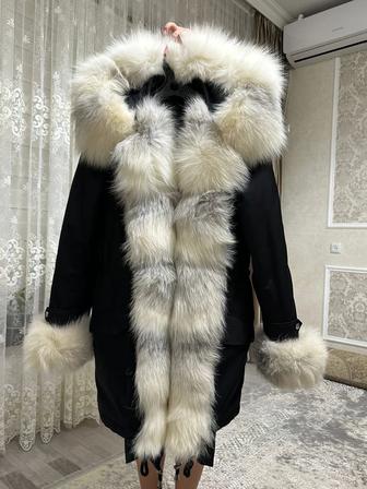 Продам куртку (парка)