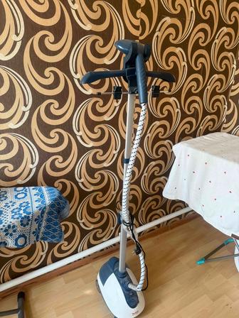 Паровой отпариватель одежды