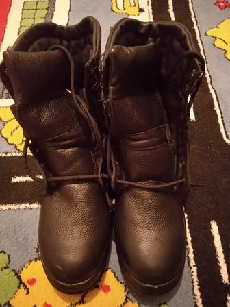 Продам берцы