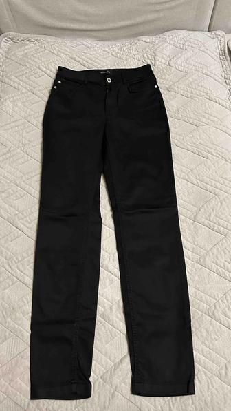 Продаю джинсы Massimo Dutti