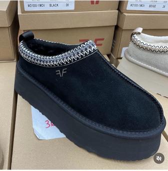 Продам угги