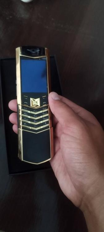 Телефон Vertu