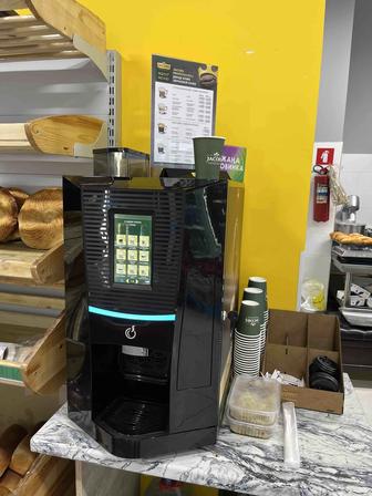 Кофемашины автоматические, зерновые для магазинов.
