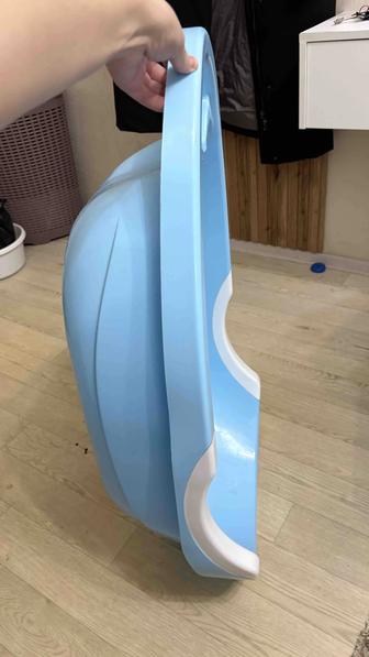 Отдам бесплатно ванночку детскую