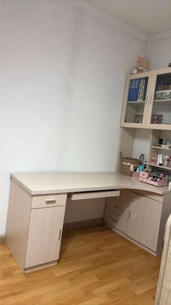 Продам письменный стол