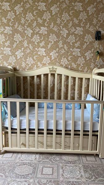 Продам манеж