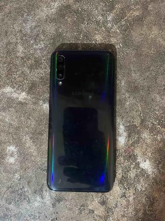 Самсунг а50 телефон