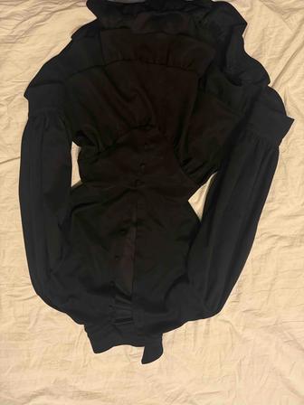 Продам костюм женский