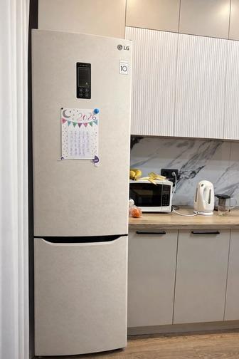 Холодильник LG BQ