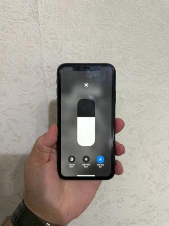 iPhone 11 64GB продам