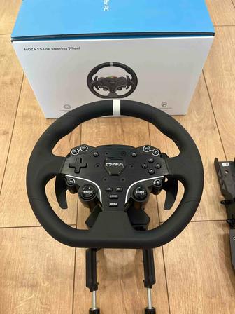 Игровой руль MOZA R3