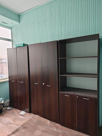 Шкафы двухдверный плательные 3 шт и с открытыми полками 1 шт по 15.000
