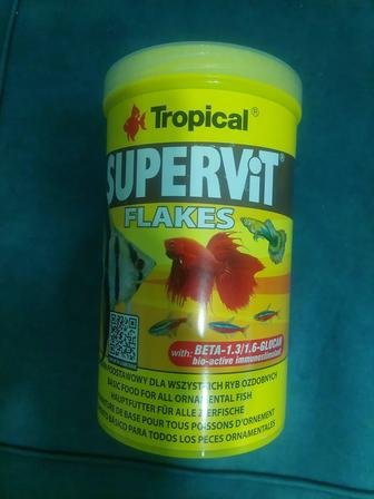 Корм для аквариумных рыб фирмы Tropical 3-ALGAE Flakes, SUPERVIT