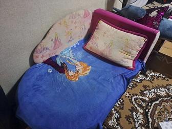 Кровать-тохта для девочки