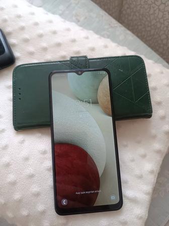 Samsung A12