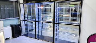 Витрины металло стеклянные