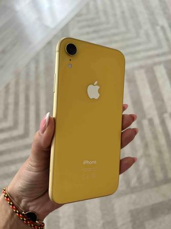 Продам iPhone XR 128gb