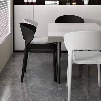 Стулья и столы для кафе и баров