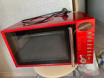 Продаеттся микровалновка Vikeks в хоорошем состояний все рабочее