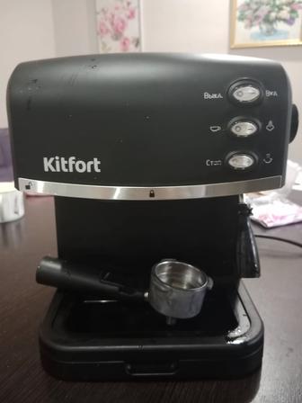 Продам кофеварку рожковую