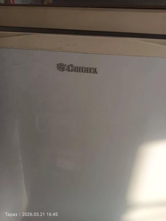 Техника холодильник.