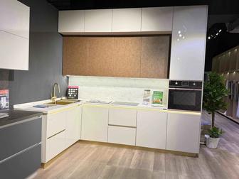 Кухня угловая