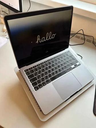 MacBook Air M1