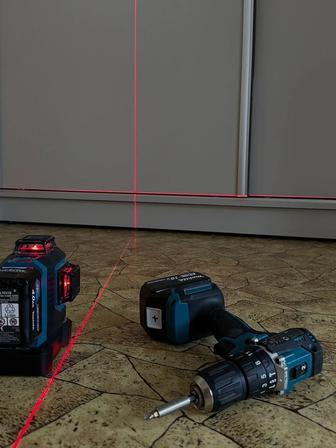 Настил линолеума/ламината и монтаж плинтусов