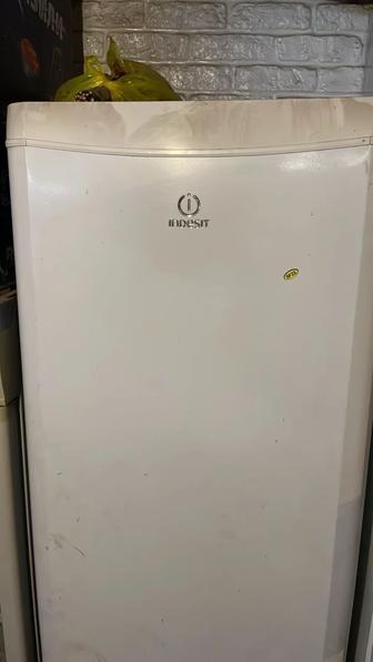 Продам 4 холодильника за 30000