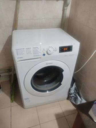 Продам стиральную машину