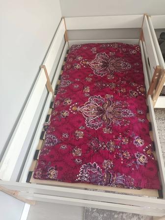 Детский кровать