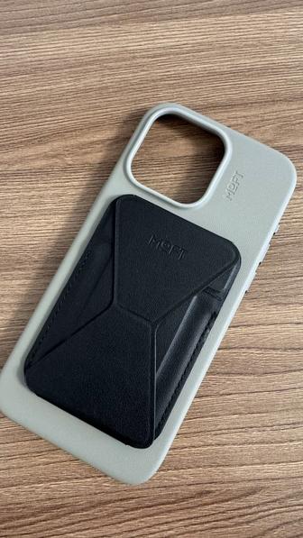 Чехол и кошелек Moft для iPhone 15 Pro max