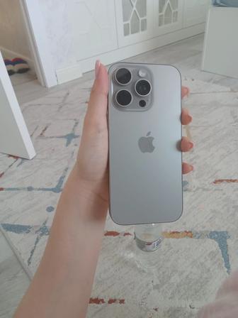 Продаю свой iPhone 16 Pro 256 GB в цвете Natural Titanium, 95%.