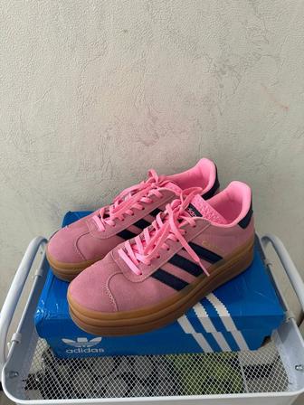 Продам Adidas Gazelle Bold