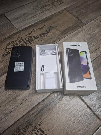 Samsung A52 - 256 gb.