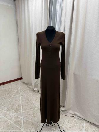 Новое платье с этикеткой