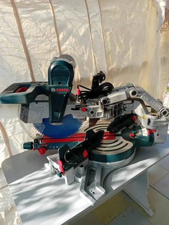 Торцевая пила Bosch GCM 12 GDL