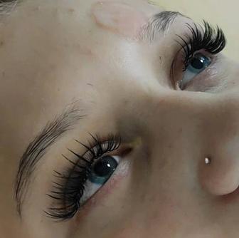 Наращивание ресниц за час